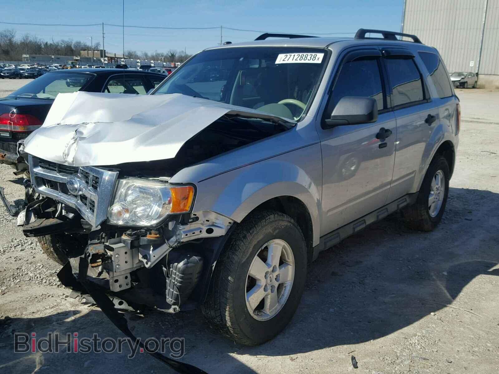 2009 FORD ESCAPE - VIN: 1FMCU03729KC26841 - Фото 2