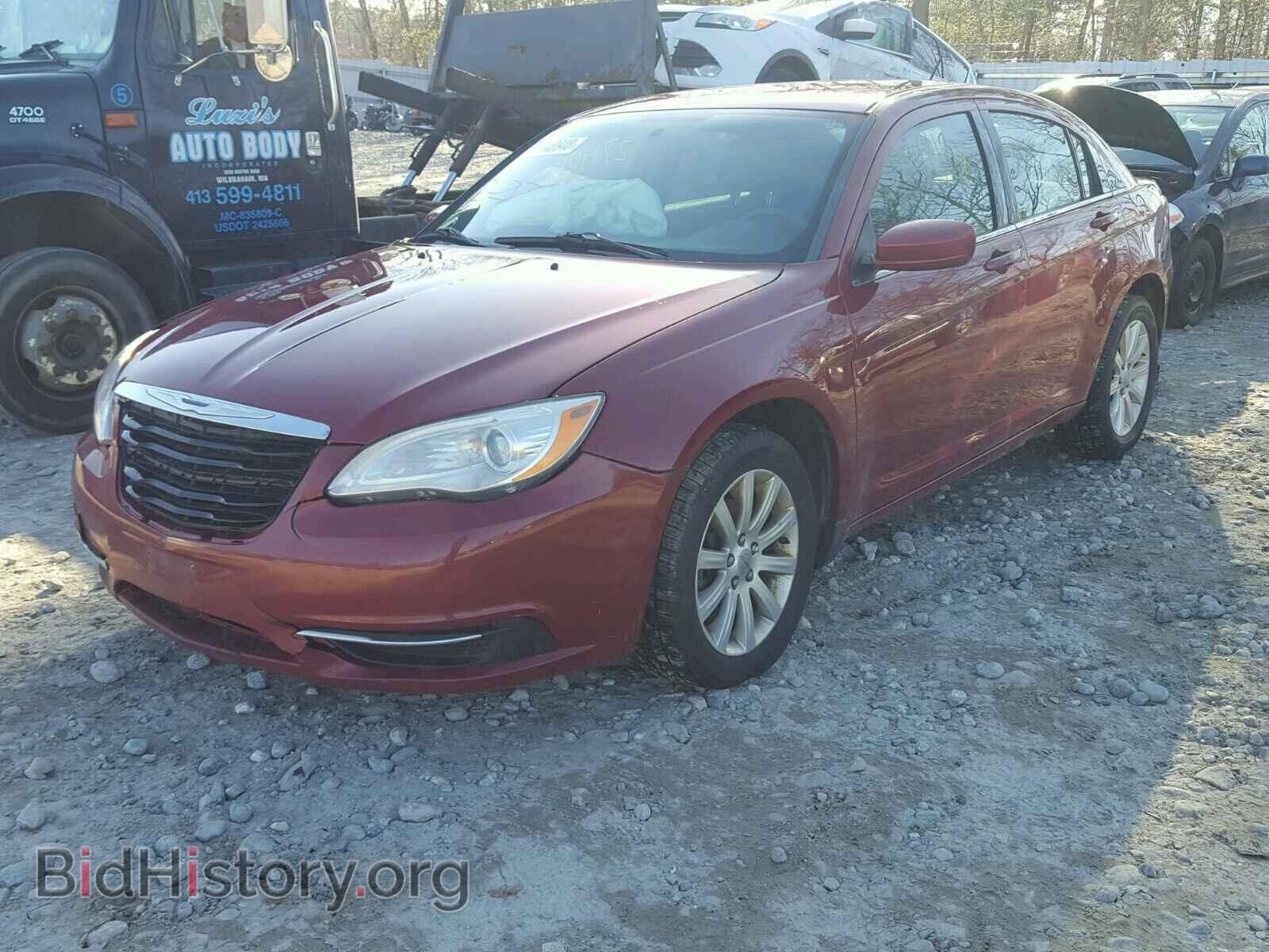 2013 CHRYSLER 200 - VIN: 1C3CCBBB4DN579439 - Фото 2