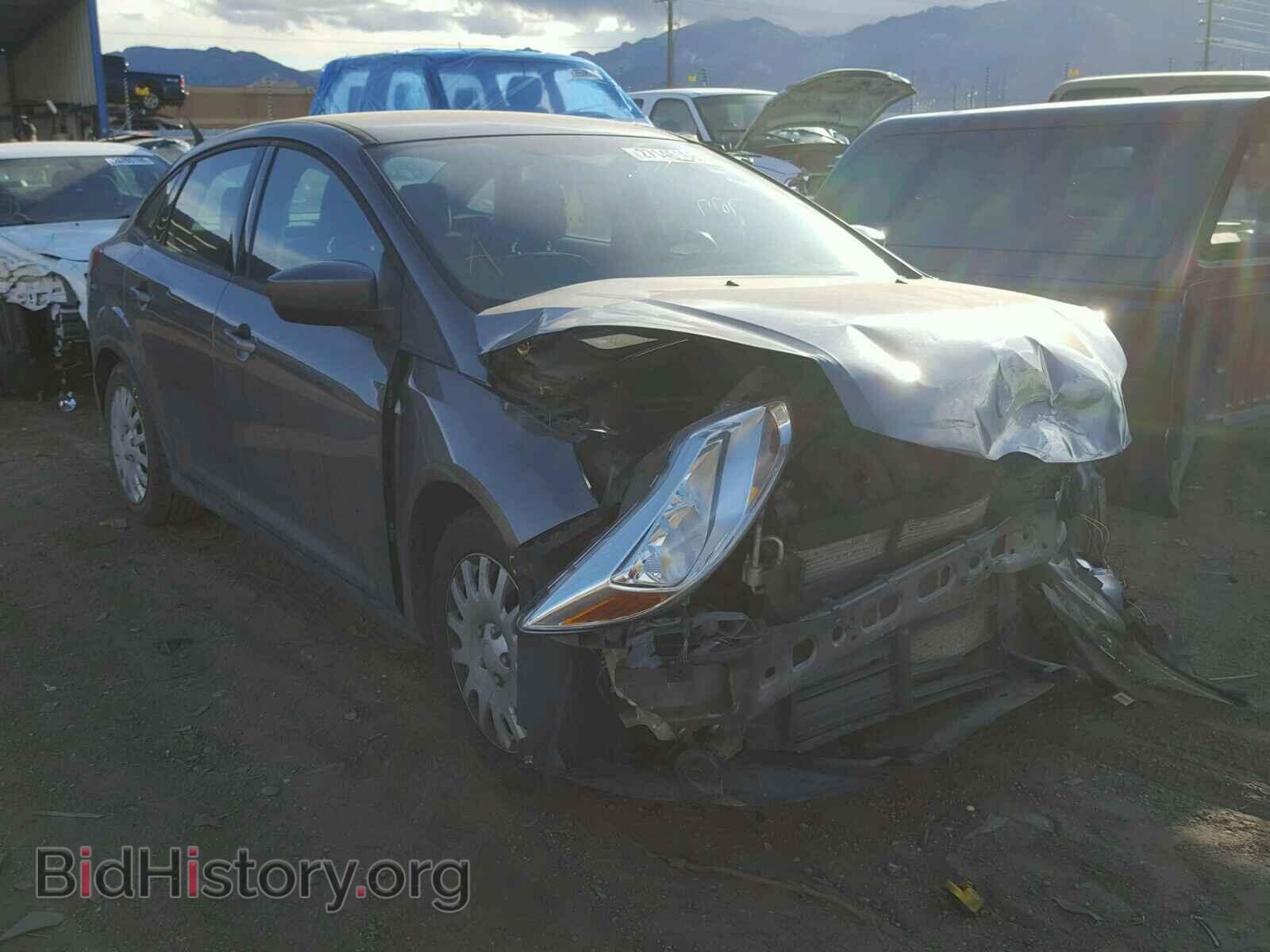 Photo 1FAHP3F20CL265549 - FORD FOCUS 2012