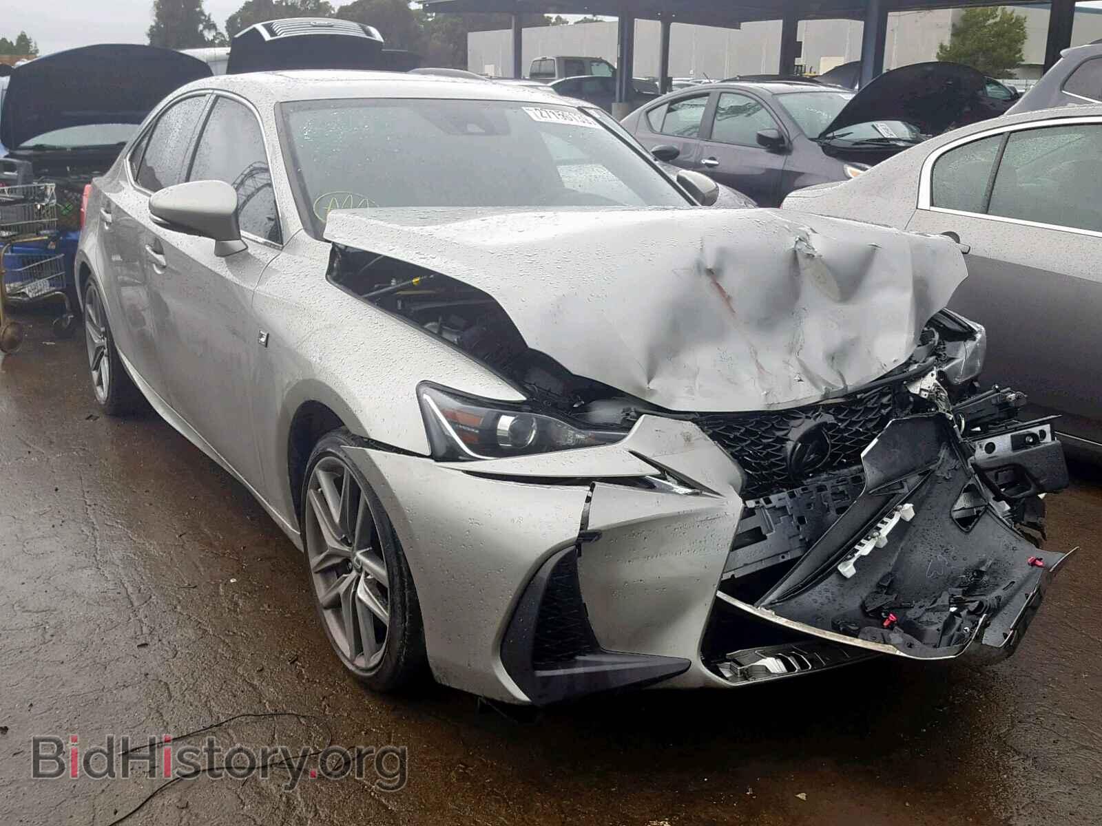 Photo JTHBA1D29H5042395 - LEXUS IS 2017