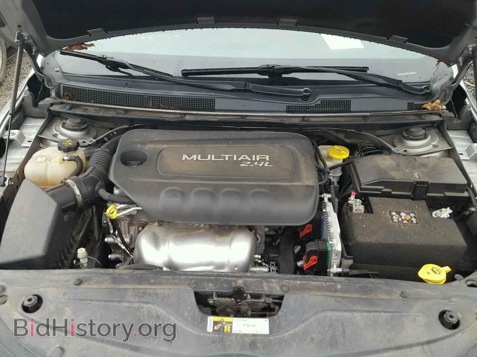 2015 CHRYSLER 200 - VIN: 1C3CCCAB8FN552142 - Фото 7