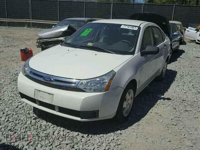 2011 FORD FOCUS - VIN: 1FAHP3EN6BW160345 - Фото 2