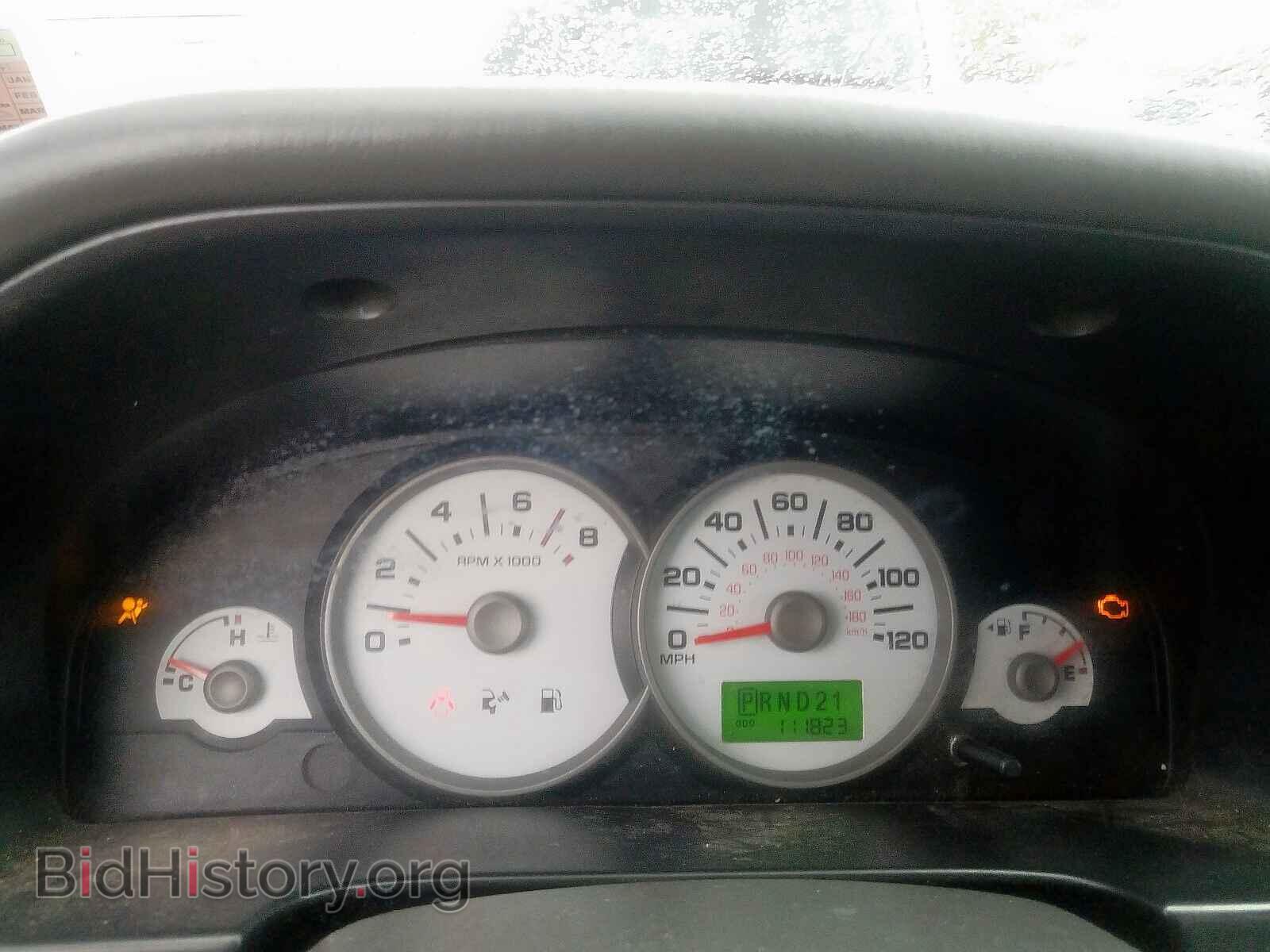 2005 FORD ESCAPE - VIN: 1FMCU93155KB33418 - Фото 8