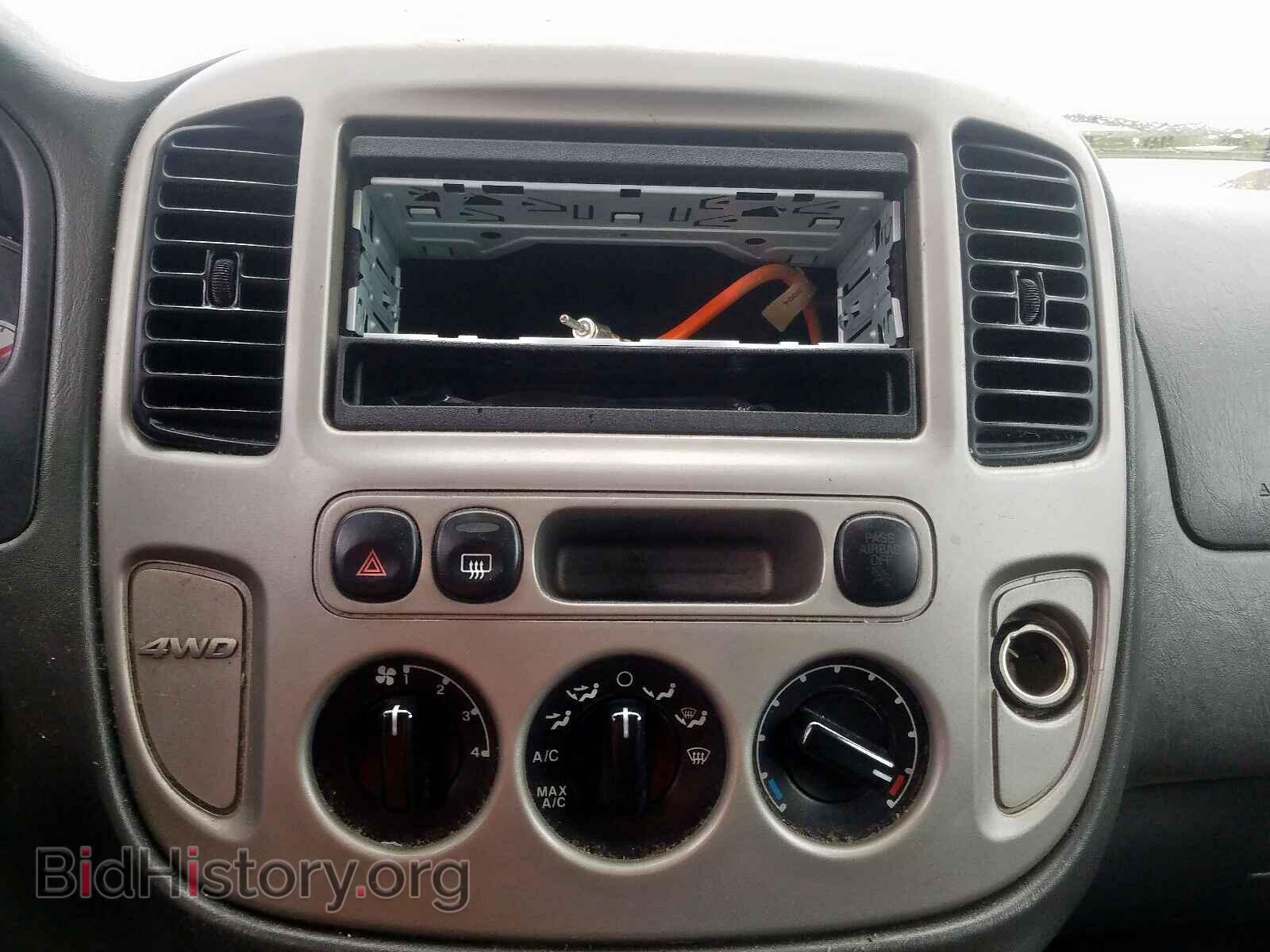 2005 FORD ESCAPE - VIN: 1FMCU93155KB33418 - Фото 9