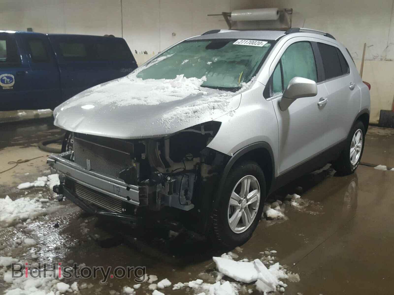 2019 CHEVROLET TRAX - VIN: 3GNCJLSB3KL360595 - Фото 2