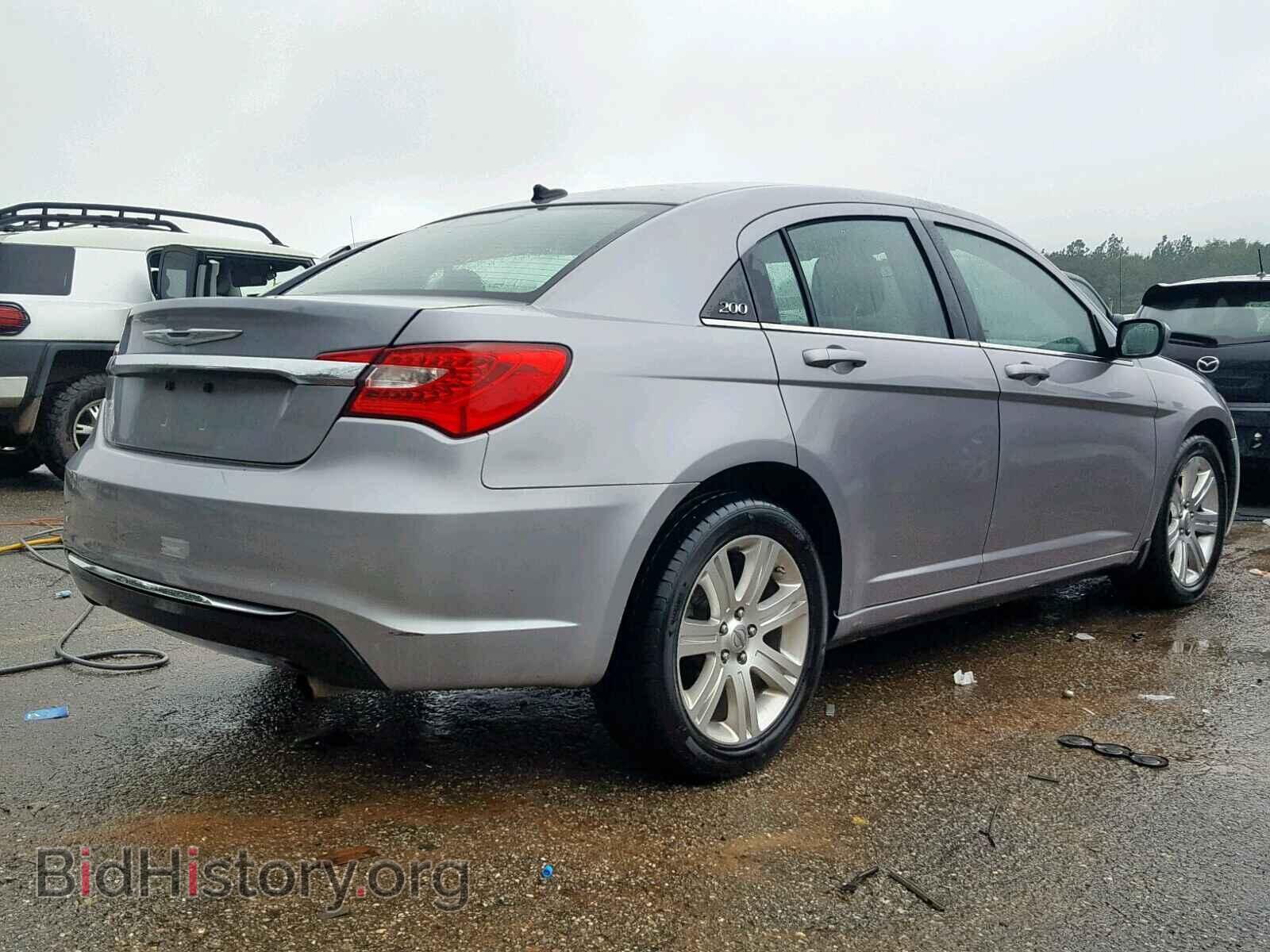 2013 CHRYSLER 200 - VIN: 1C3CCBAB6DN647659 - Photo 4