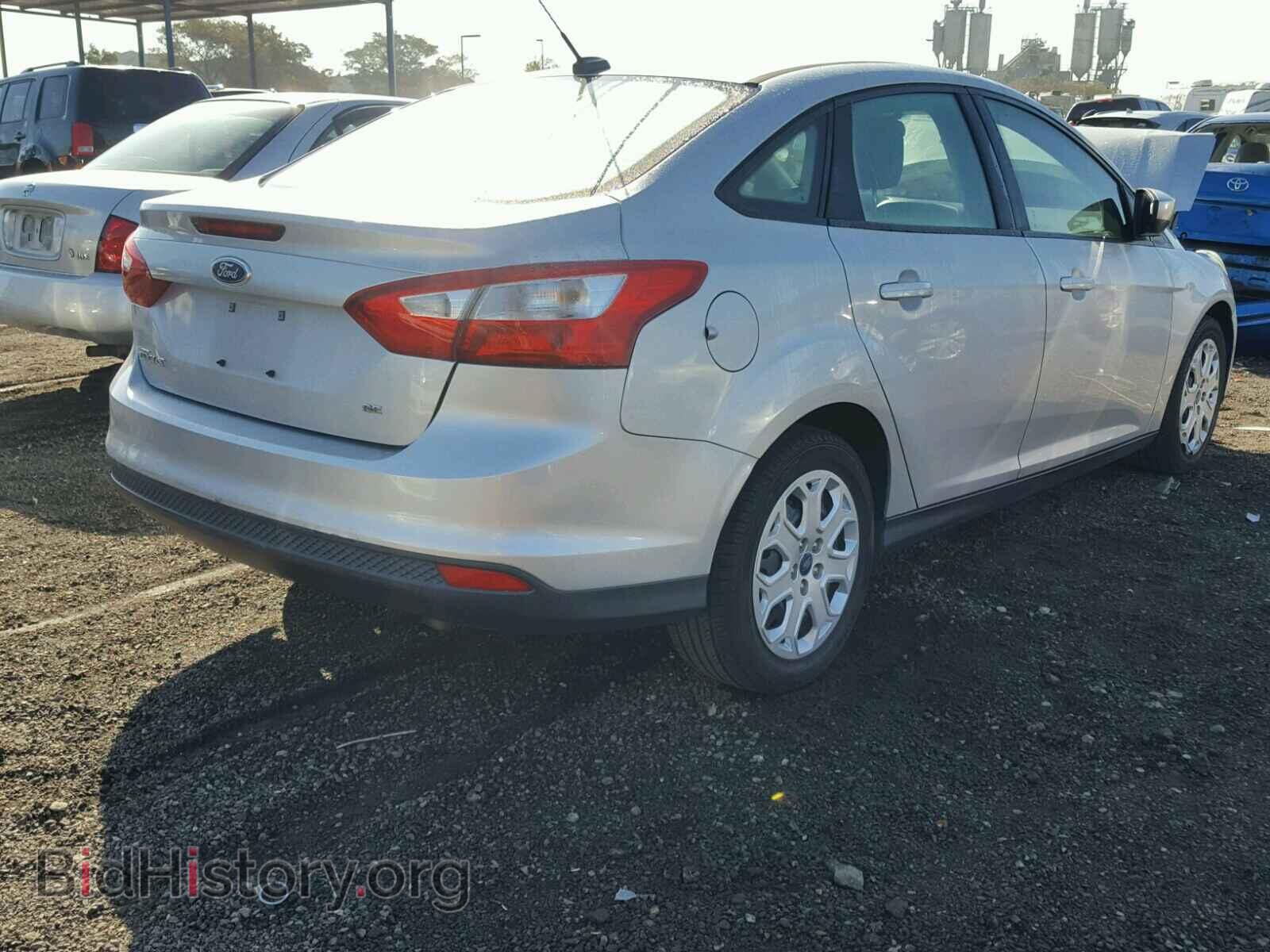 2012 FORD FOCUS - VIN: 1FAHP3F28CL217703 - Photo 4