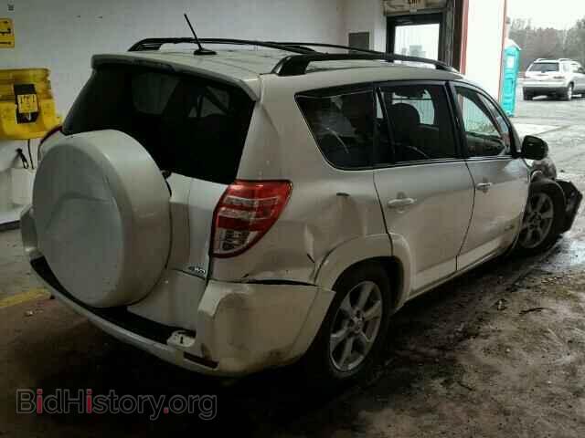 2011 TOYOTA RAV4 - VIN: 2T3DF4DV4BW118080 - Фото 4