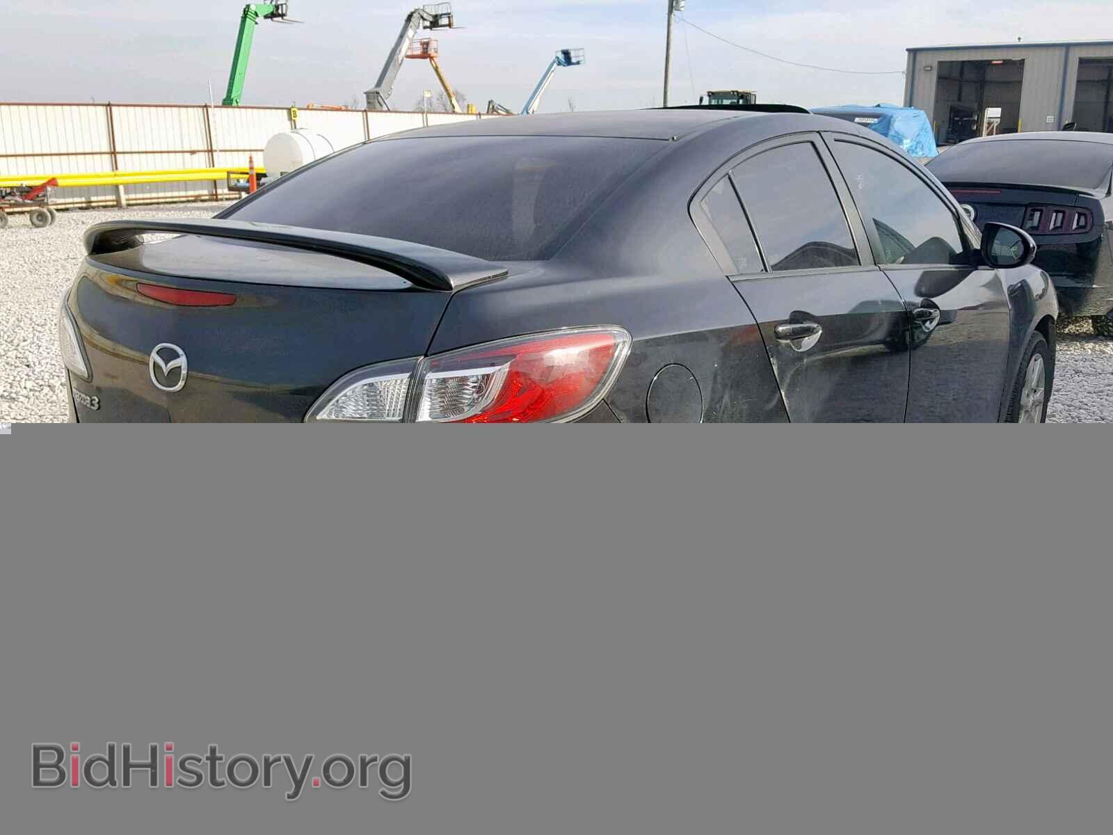 2011 MAZDA 3 - VIN: JM1BL1VF9B1445207 - Фото 4