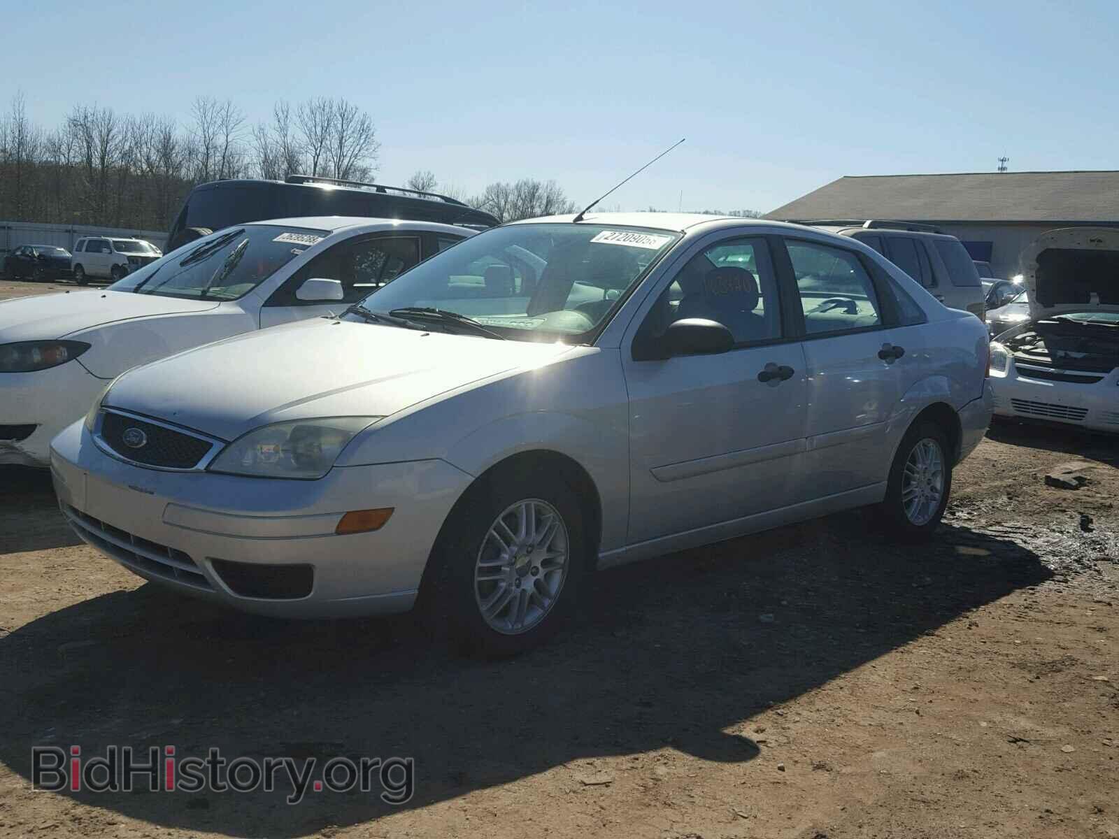 2005 FORD FOCUS - VIN: 1FAFP34N25W143152 - Фото 2