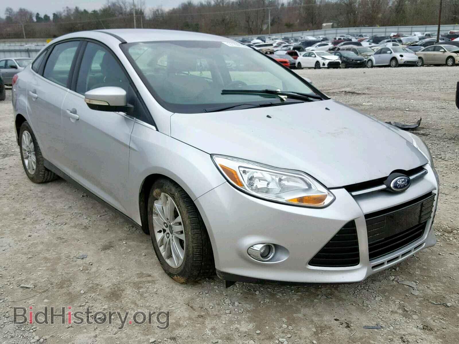 Photo 1FAHP3H27CL381697 - FORD FOCUS 2012