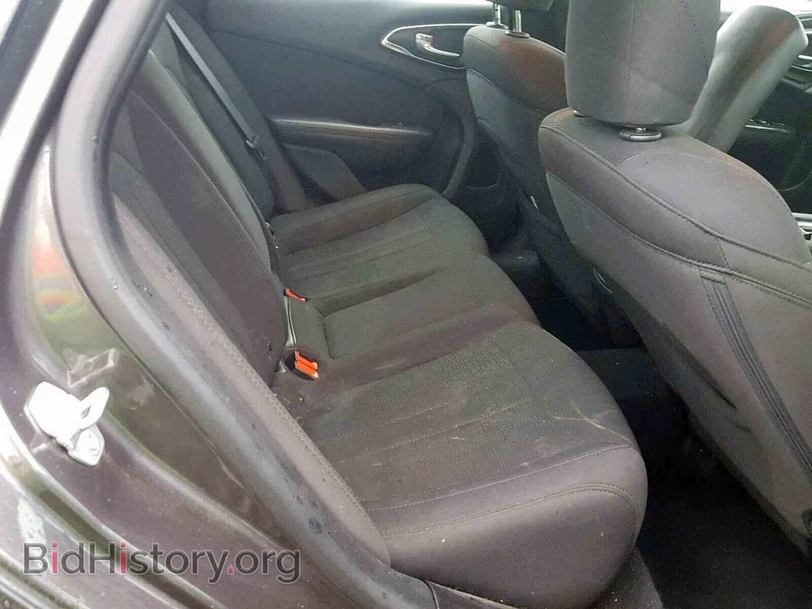 2016 CHRYSLER 200 - VIN: 1C3CCCABXGN106575 - Фото 6