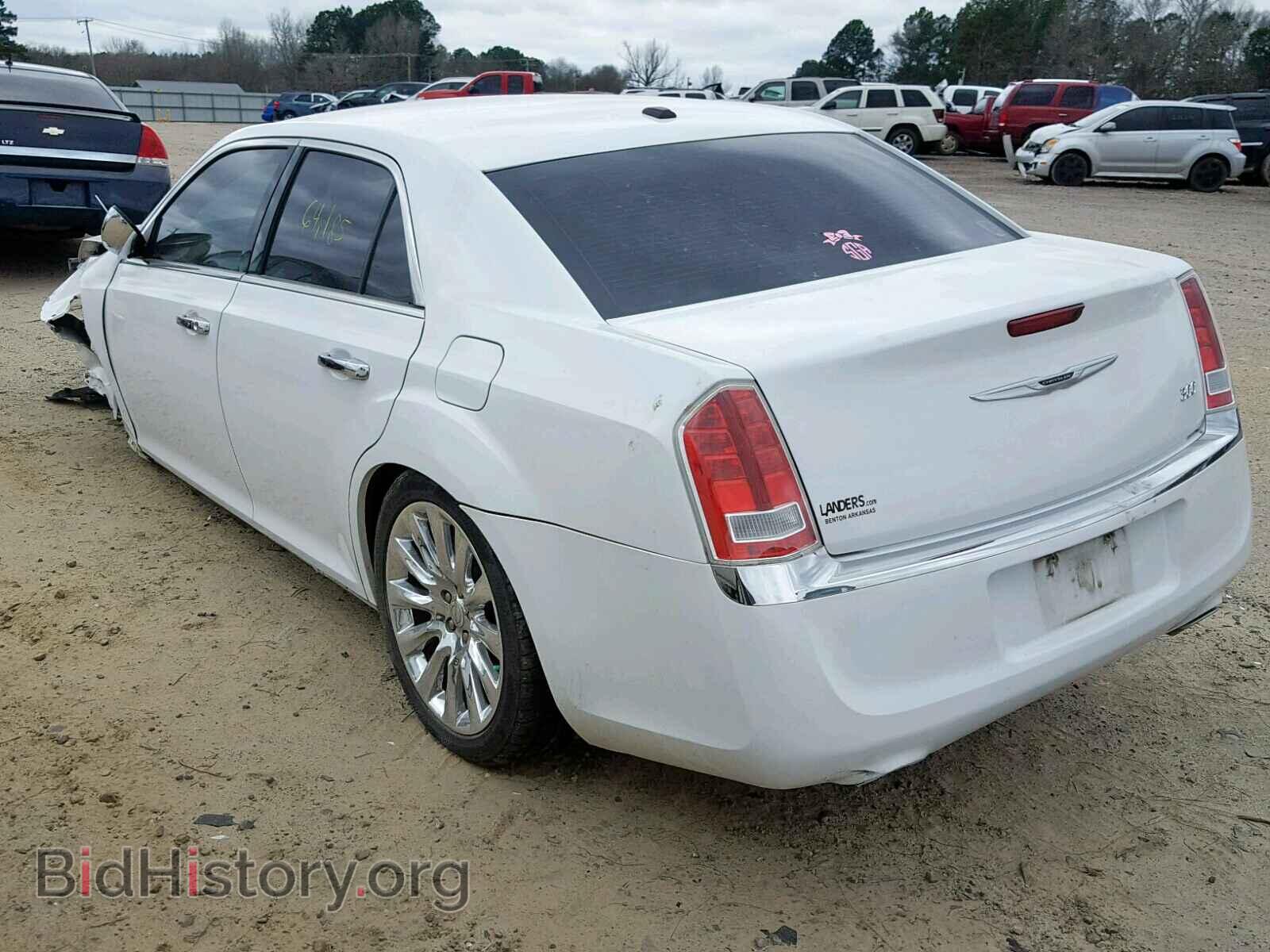 2014 CHRYSLER 300 - VIN: 2C3CCAAG2EH330350 - Фото 3