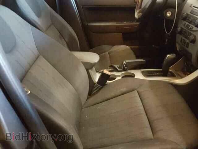 2009 FORD FOCUS - VIN: 1FAHP35N29W188122 - Фото 5