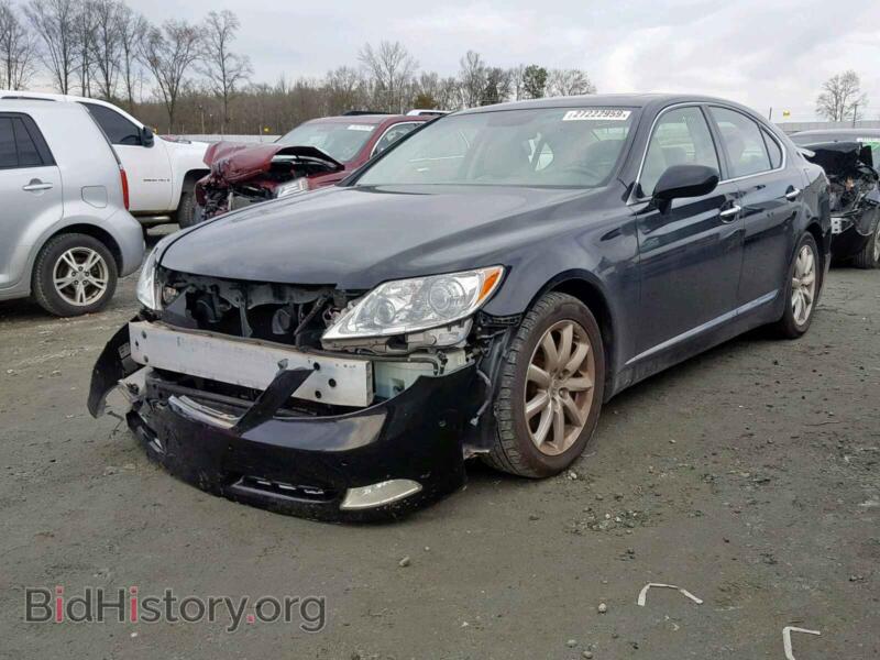 2007 Lexus LS460 (VIN JTHBL46F875048456) — фото 2 из 10