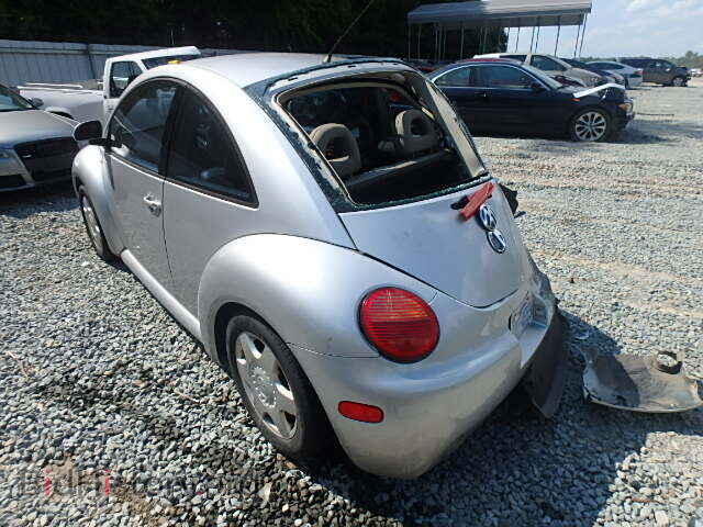 2000 VOLKSWAGEN BEETLE - VIN: 3VWCF21C3YM431048 - Фото 3