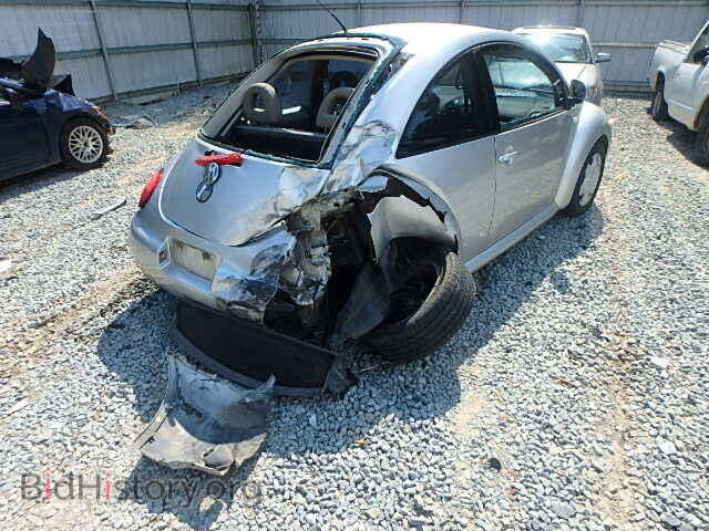 2000 VOLKSWAGEN BEETLE - VIN: 3VWCF21C3YM431048 - Фото 4