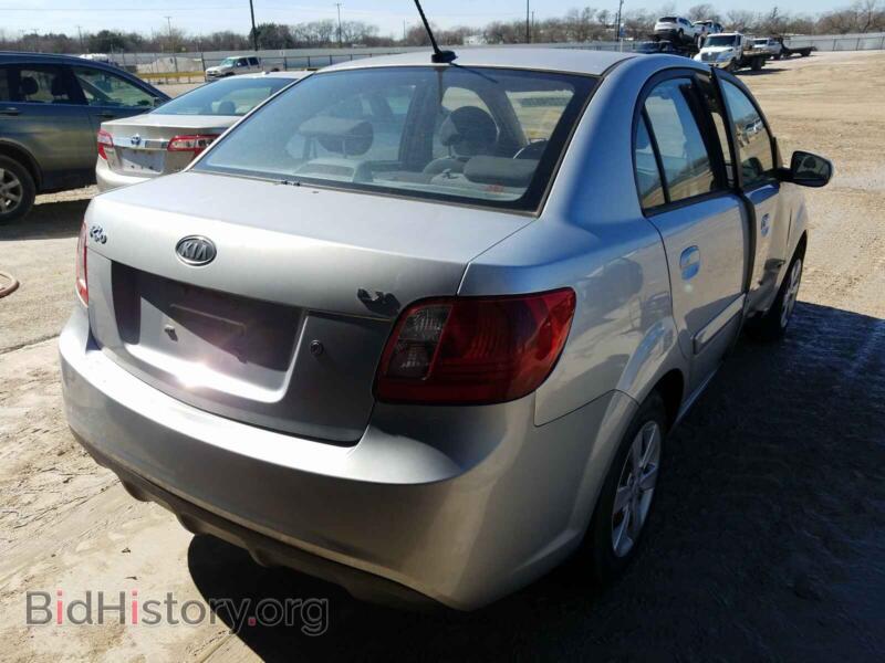 2011 Kia RIO BASE (VIN KNADH4A32B6916394) — фото 4 из 10
