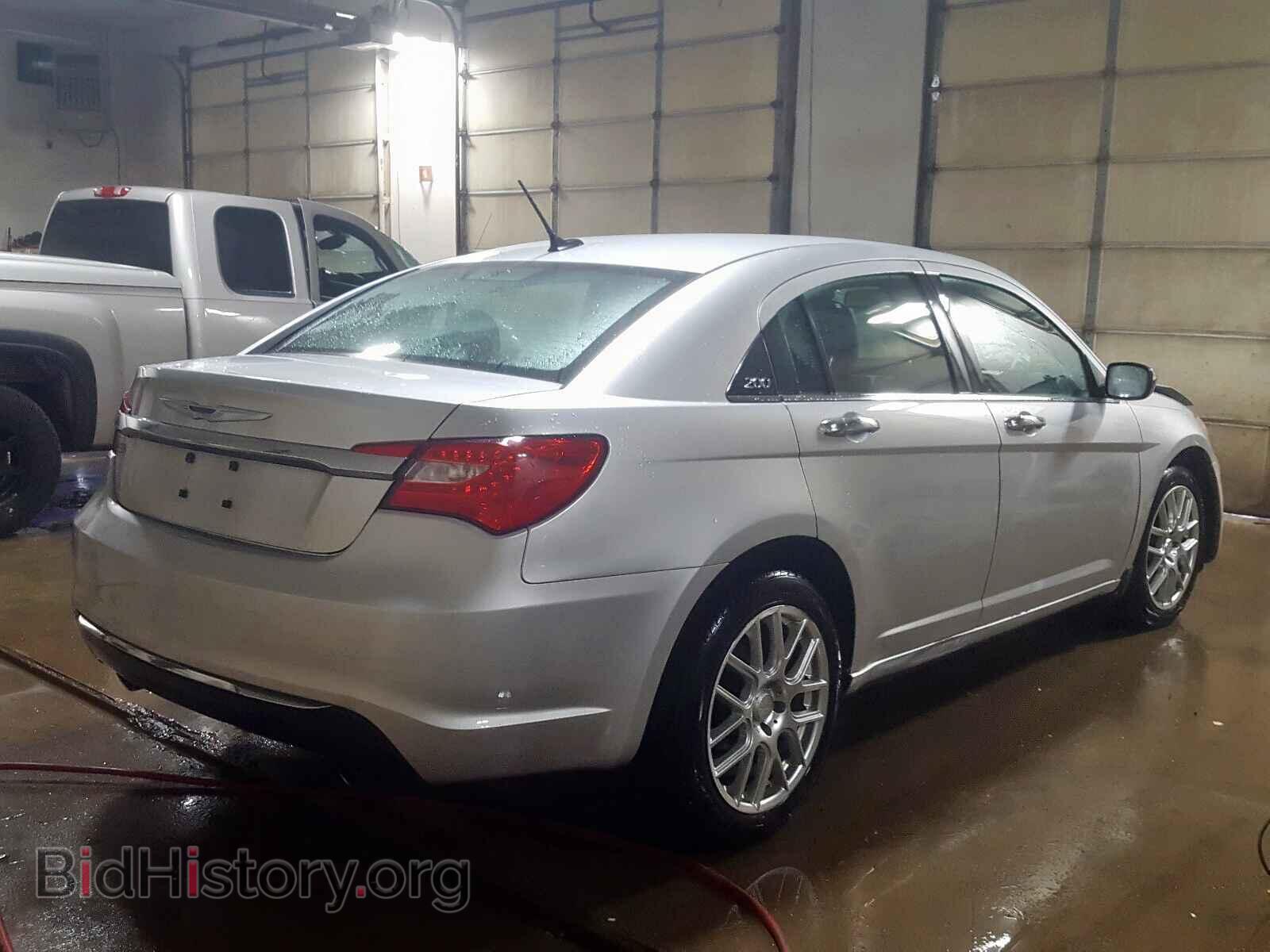 2011 CHRYSLER 200 - VIN: 1C3BC2FG6BN581269 - Фото 4