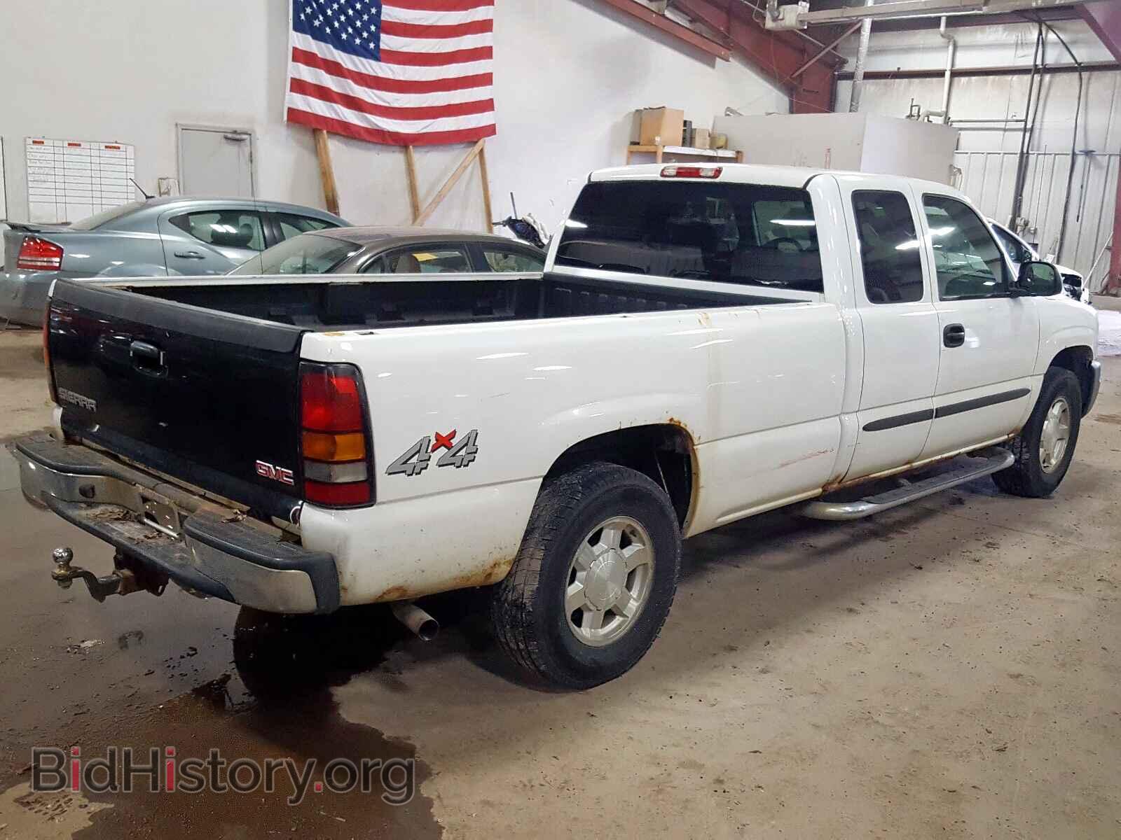 2007 GMC SIERRA - VIN: 1GTEK19T97E137972 - Фото 4