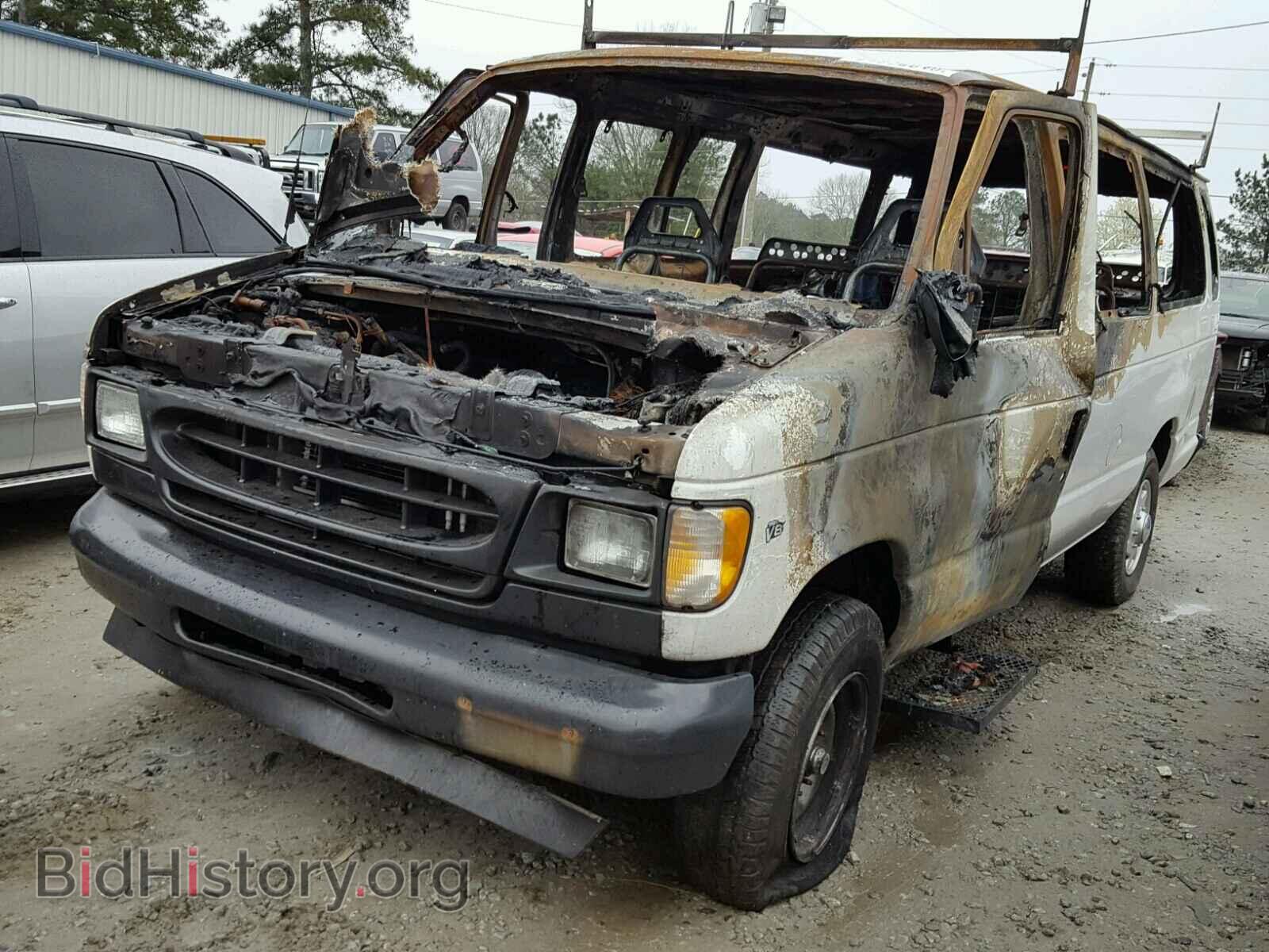 2002 FORD ECONOLINE - VIN: 1FBSS31L22HA68273 - Фото 2