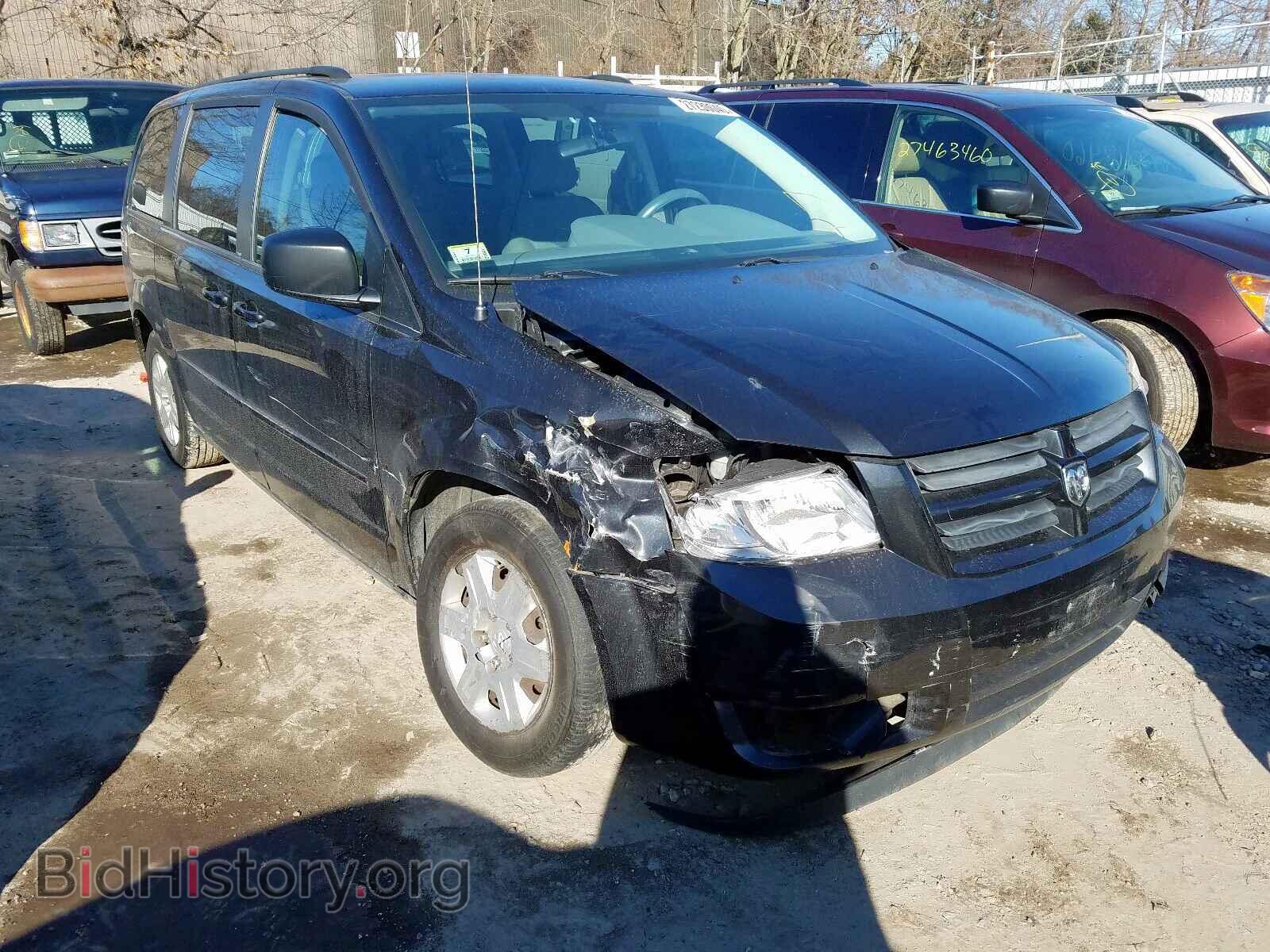 Photo 2D4RN4DE0AR379940 - DODGE CARAVAN 2010