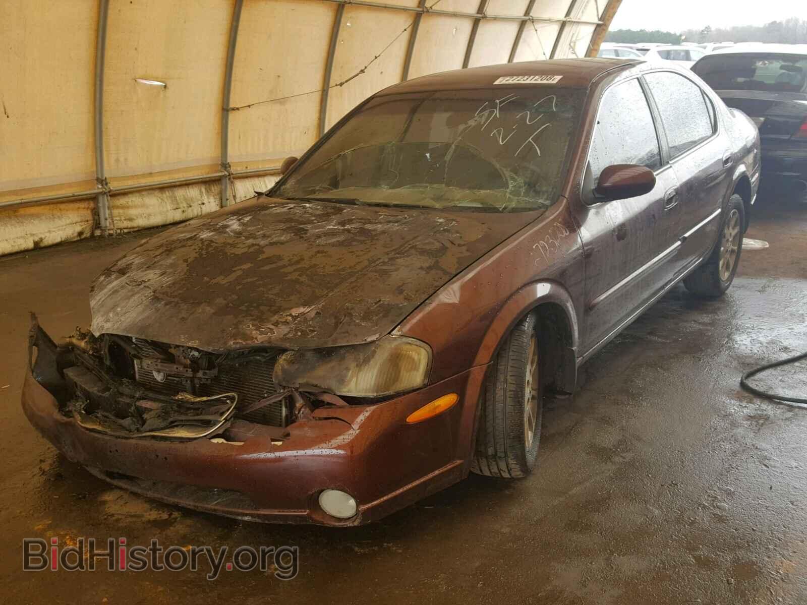 2000 NISSAN MAXIMA - VIN: JN1CA31D9YT505190 - Photo 2