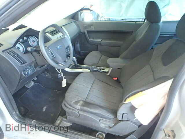 2009 FORD FOCUS - VIN: 1FAHP32N79W175385 - Фото 5