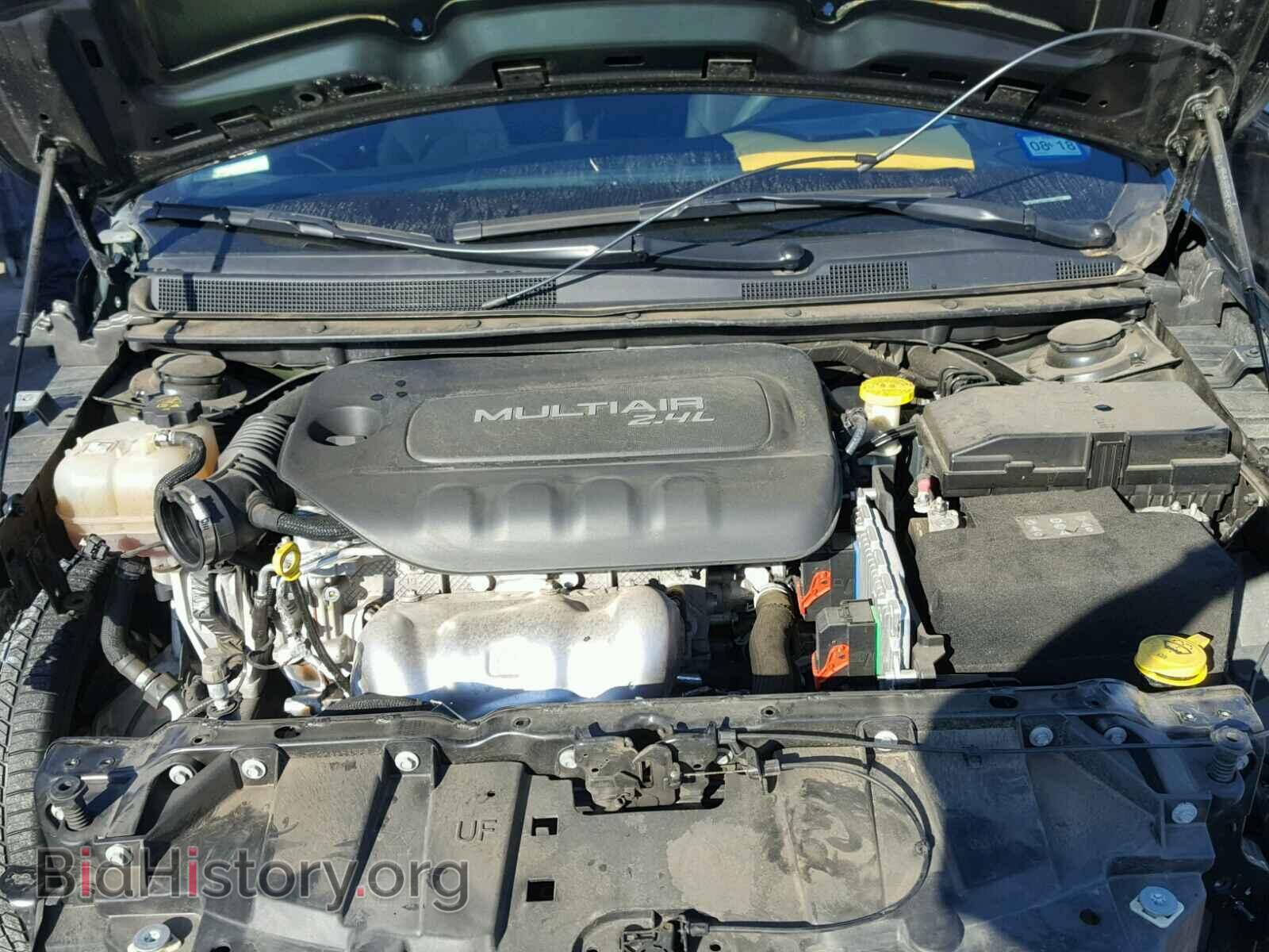 2016 CHRYSLER 200 - VIN: 1C3CCCAB7GN173067 - Фото 7