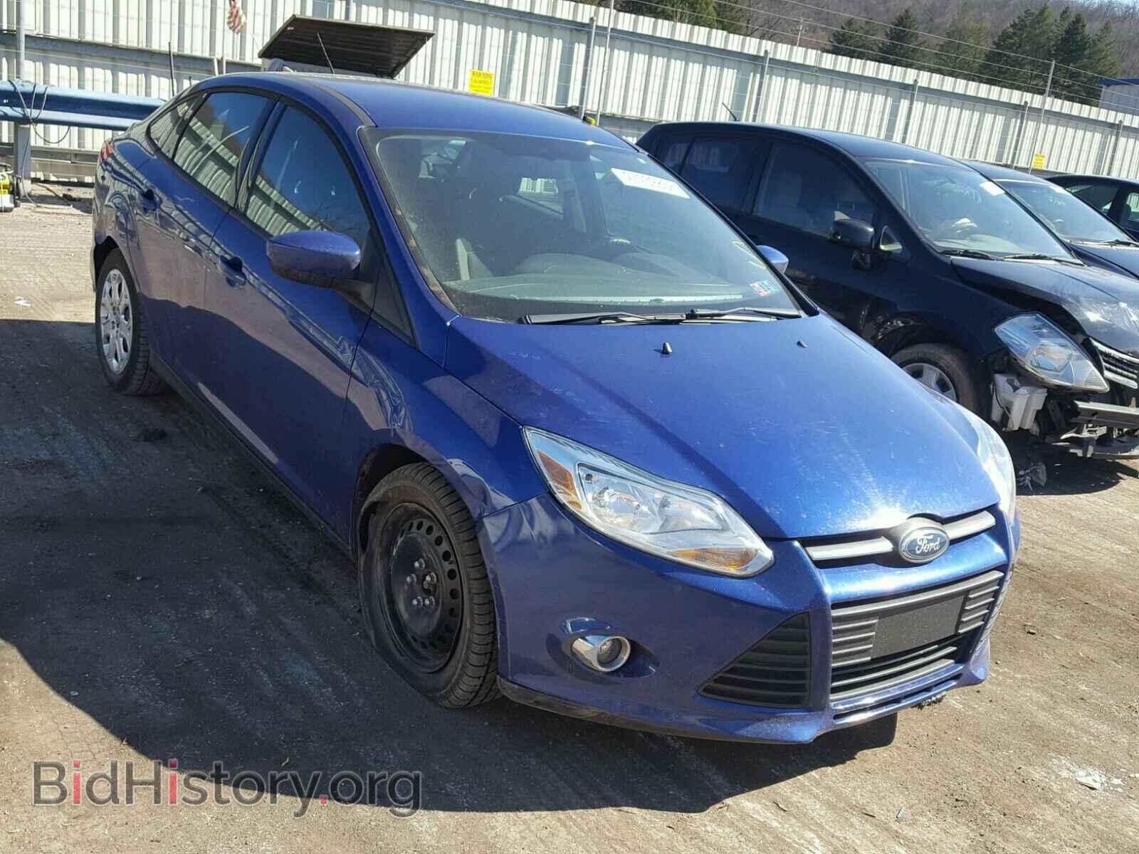 Photo 1FAHP3F29CL261337 - FORD FOCUS 2012