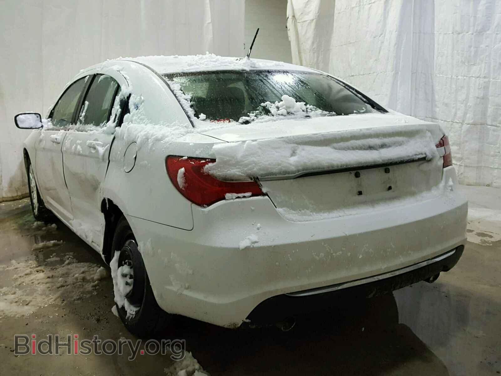 2012 CHRYSLER 200 - VIN: 1C3CCBAG2CN256468 - Фото 3