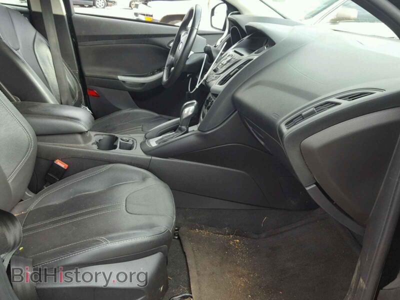2013 Ford FOCUS (VIN 1FADP3F2XDL211577) — photo 5 of 10