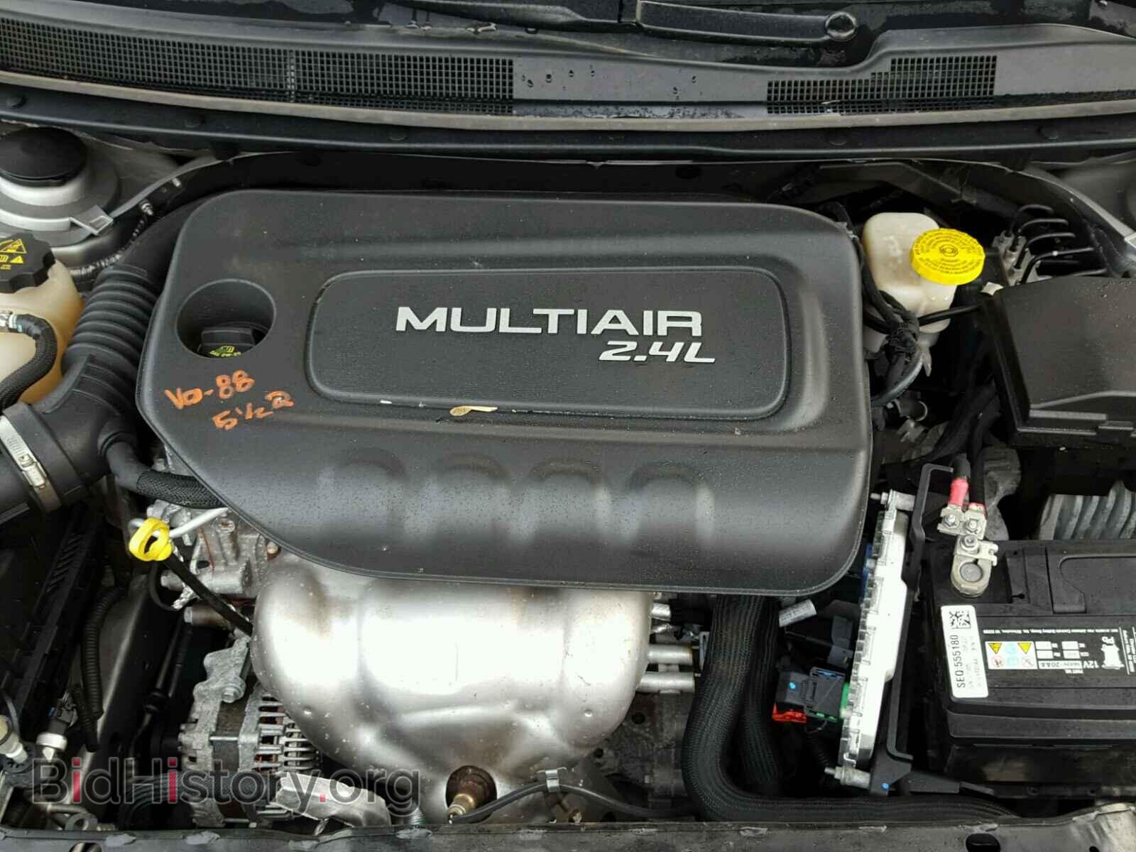 2016 CHRYSLER 200 - VIN: 1C3CCCAB8GN127005 - Photo 7