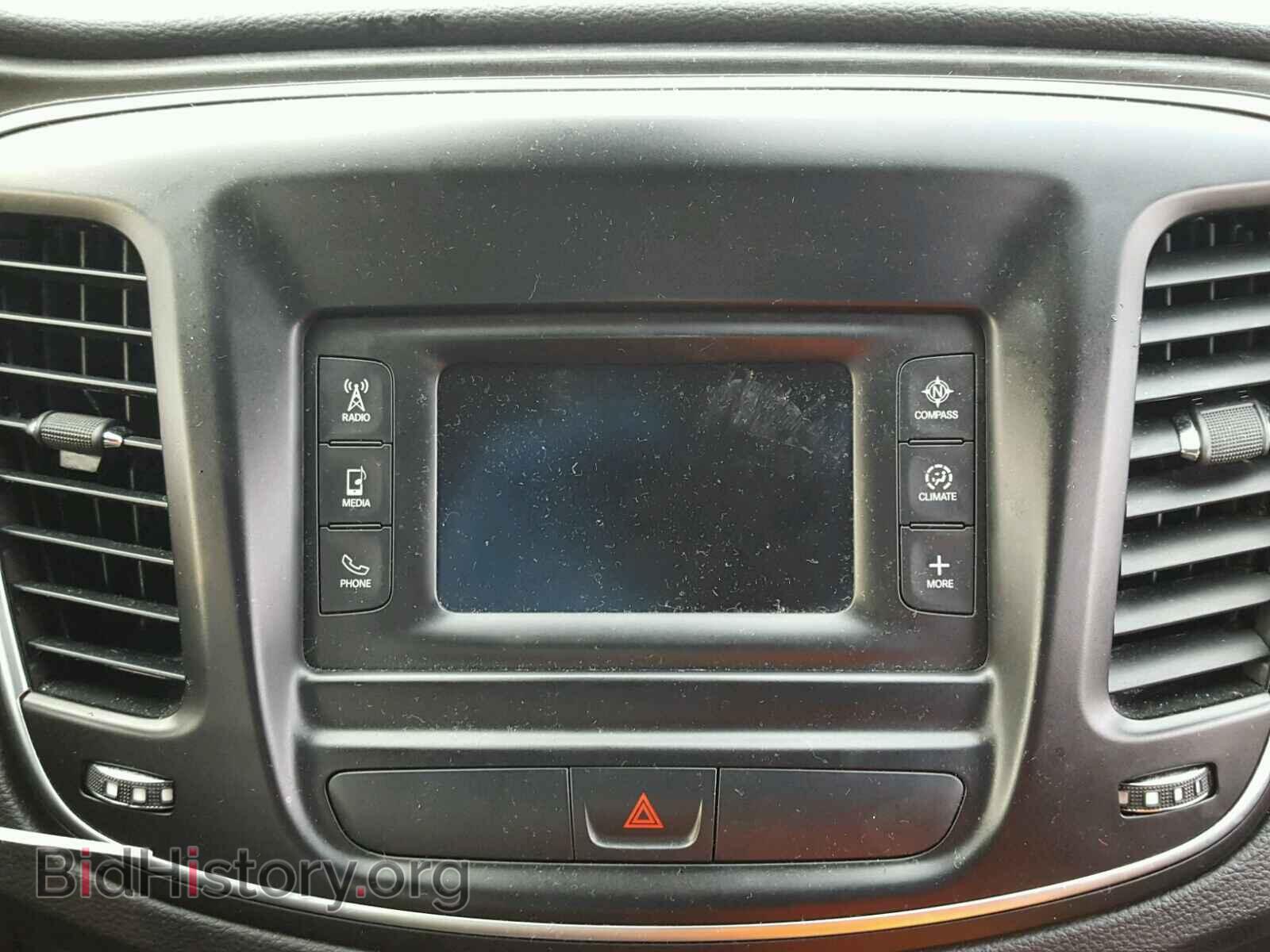 2016 CHRYSLER 200 - VIN: 1C3CCCAB8GN127005 - Photo 9