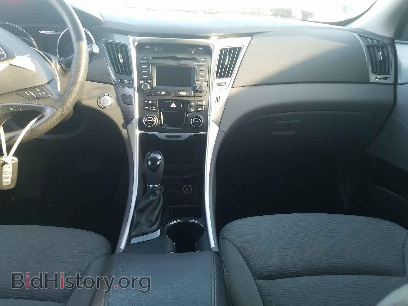 2014 HYUNDAI SONATA - VIN: KMHEC4A48EA117439 - Фото 9