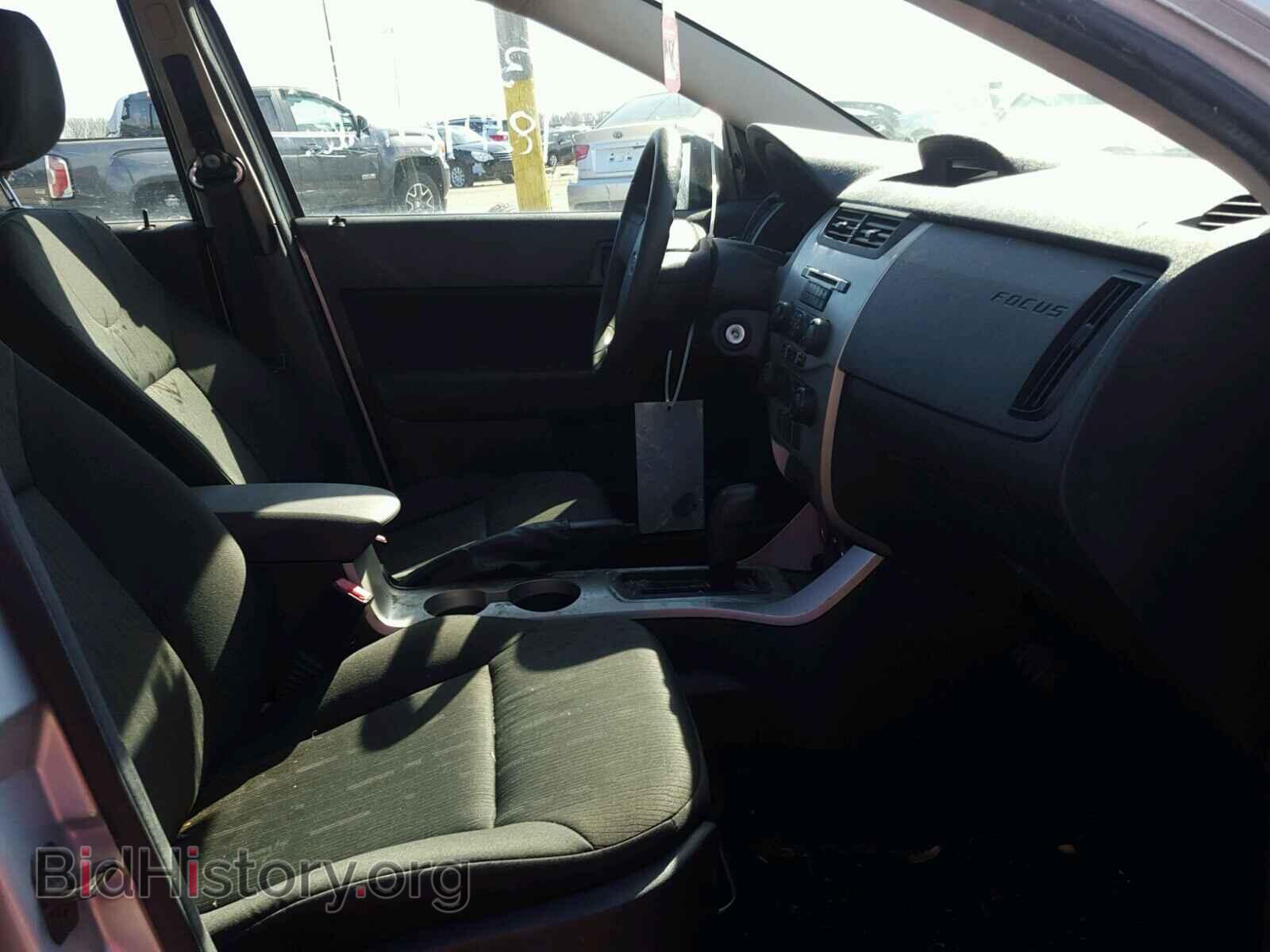 2008 FORD FOCUS - VIN: 1FAHP35N38W120507 - Фото 5