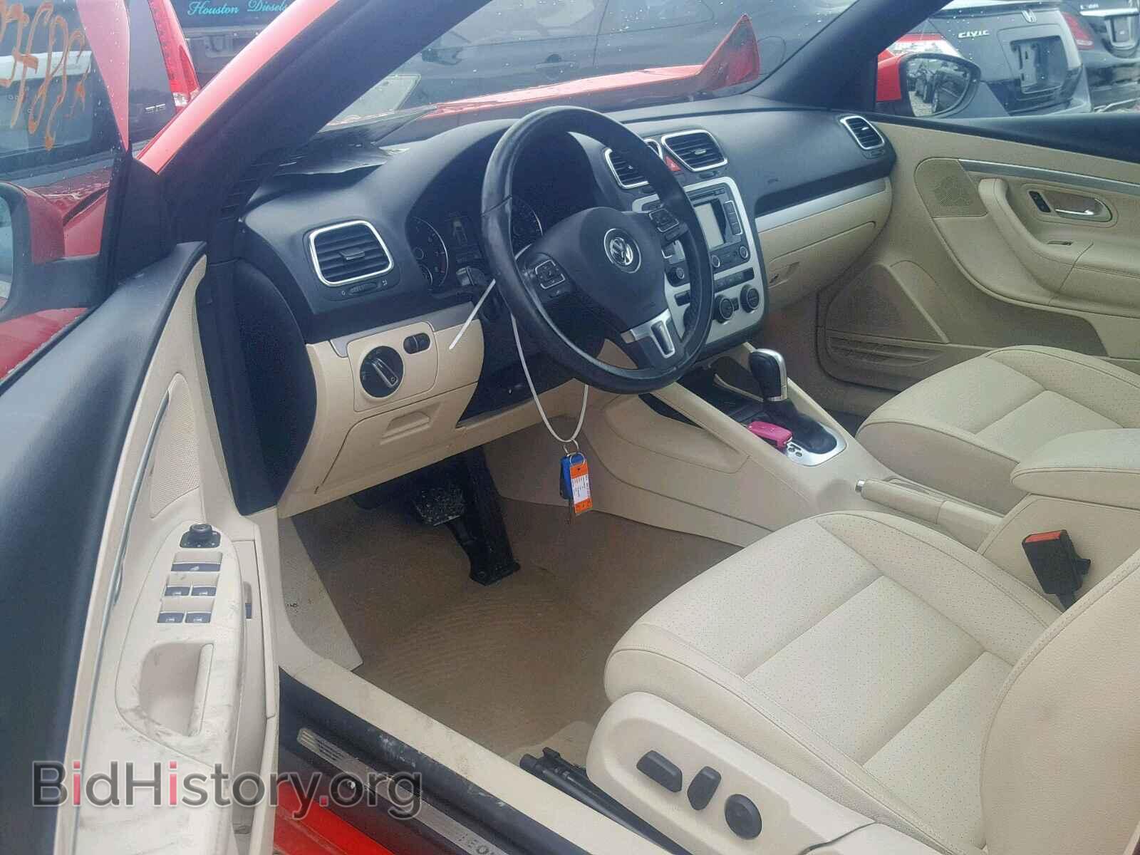 2015 VOLKSWAGEN EOS - VIN: WVWBW8AH7FV002575 - Фото 9