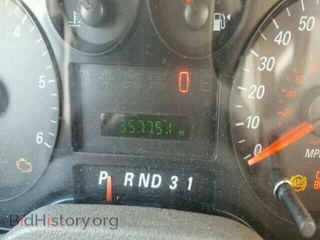 2006 Ford FREESTAR (VIN 2FMDA516X6BA10634) — photo 8 of 10