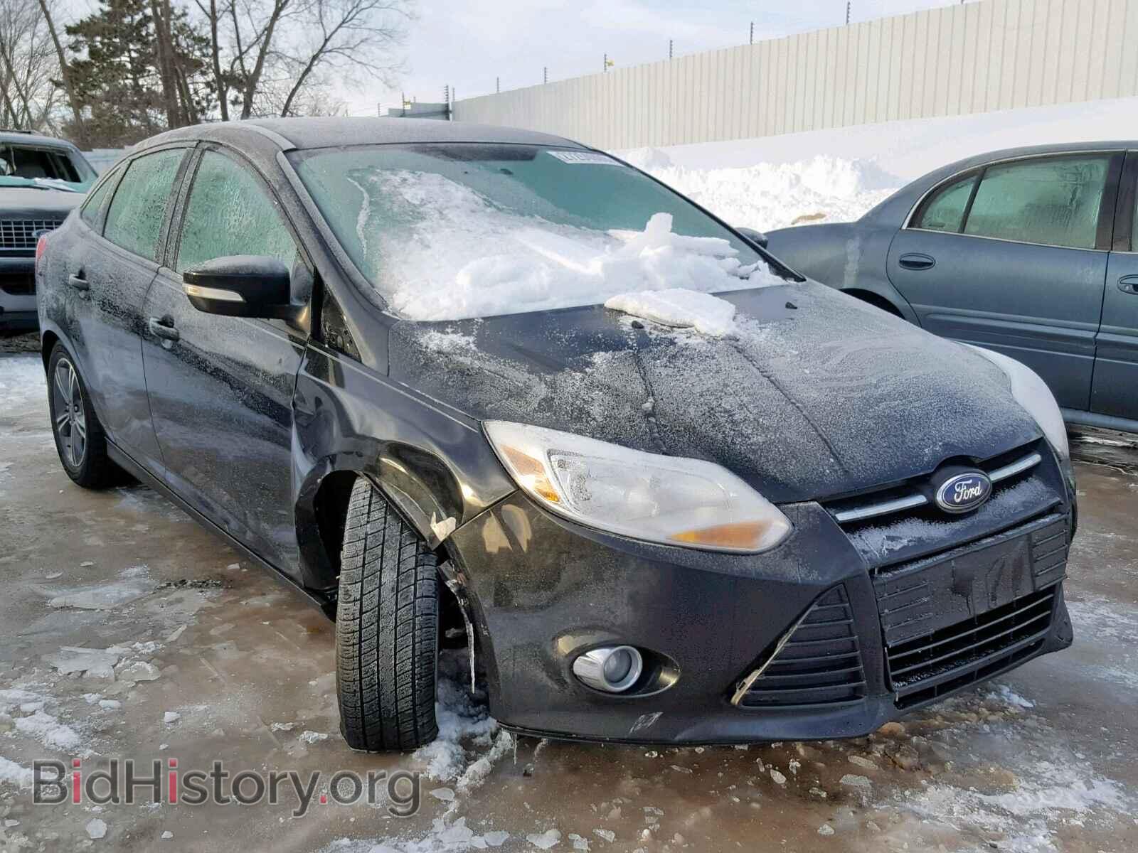 Photo  - FORD FOCUS SE 2014