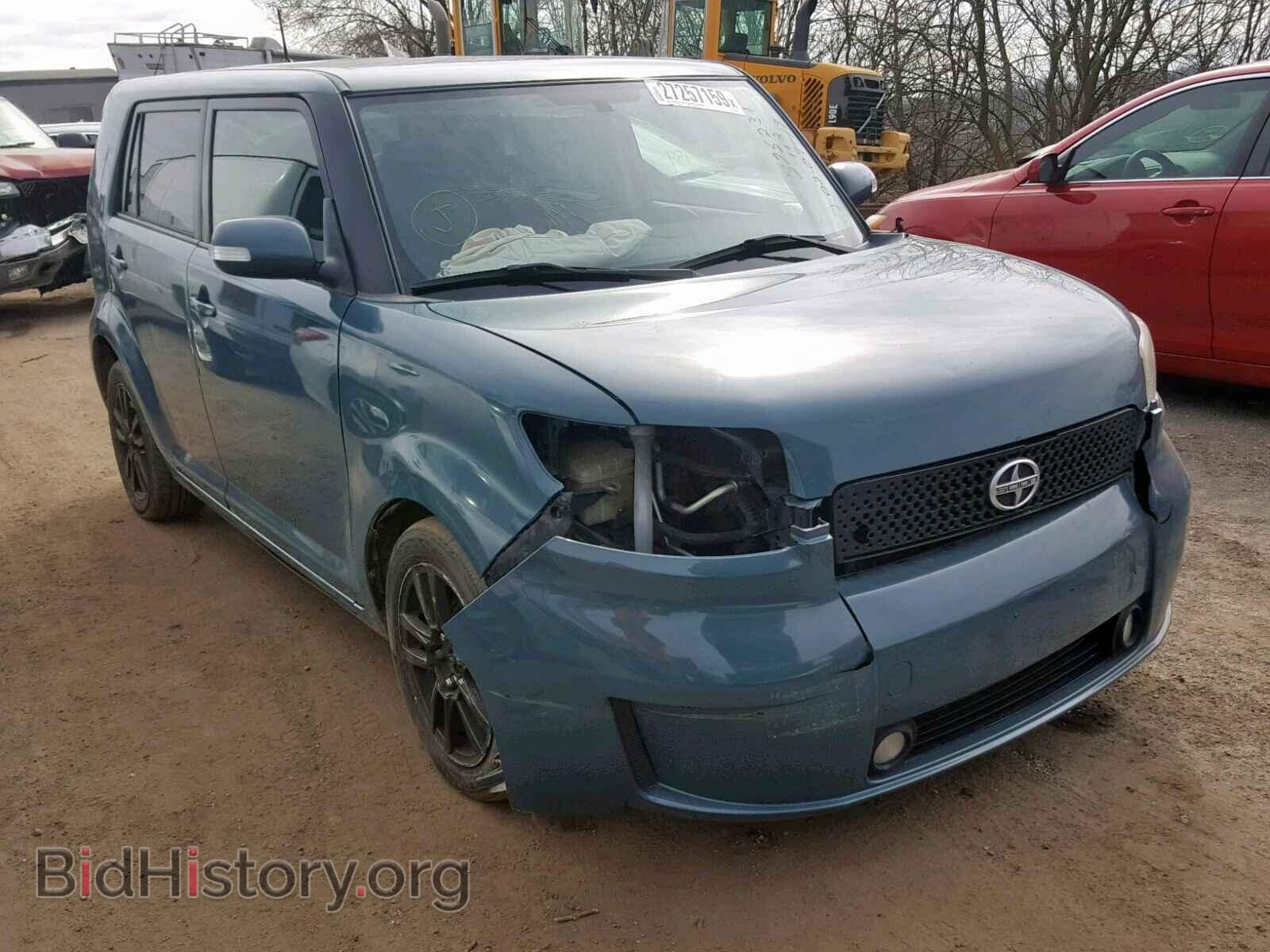 Photo  - TOYOTA SCION 2008