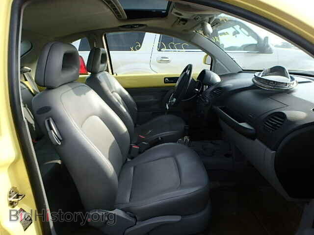 2000 VOLKSWAGEN BEETLE - VIN: 3VWCD21C6YM421877 - Фото 5