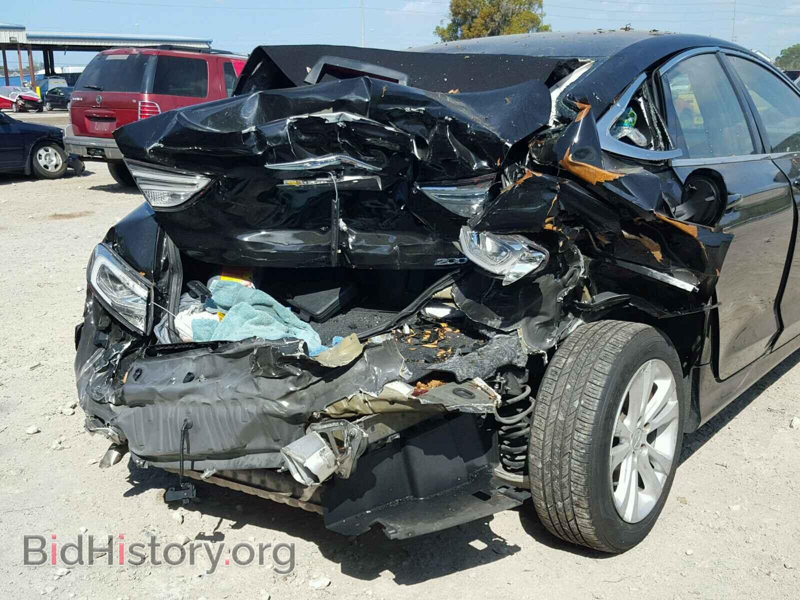 2016 CHRYSLER 200 - VIN: 1C3CCCAB8GN129563 - Photo 9