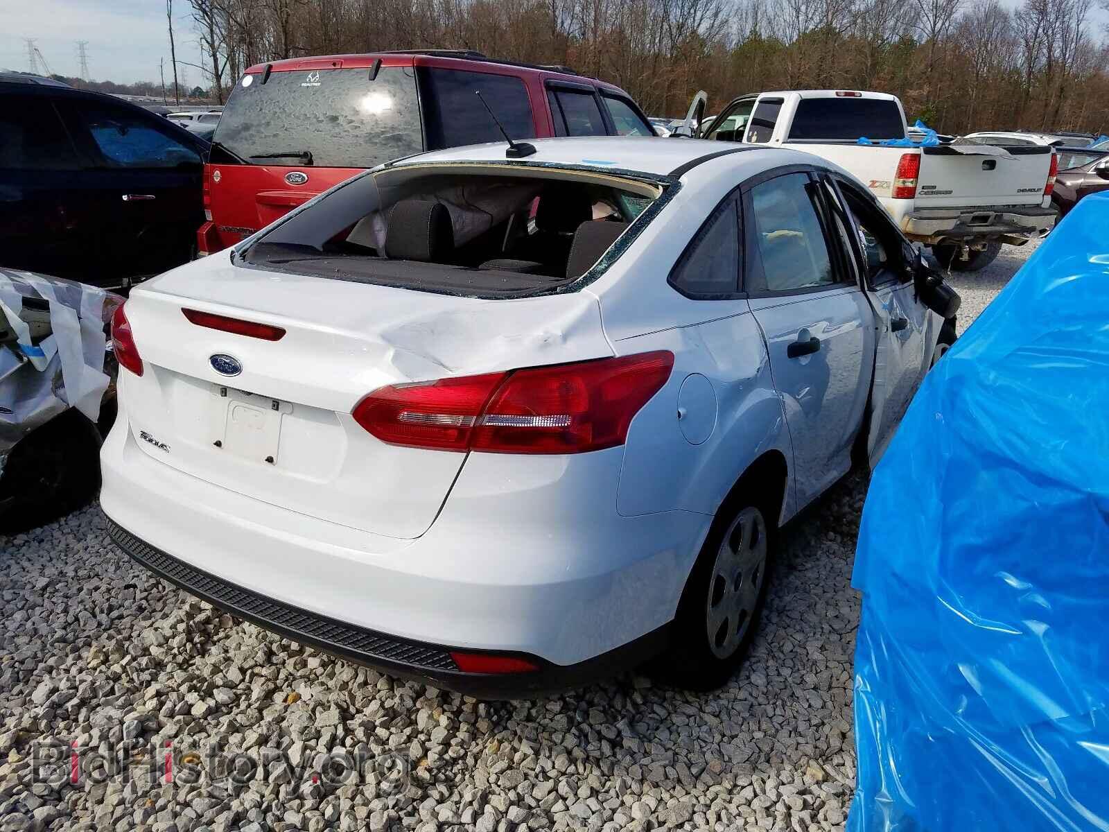 2017 FORD FOCUS - VIN: 1FADP3E25HL312193 - Фото 4