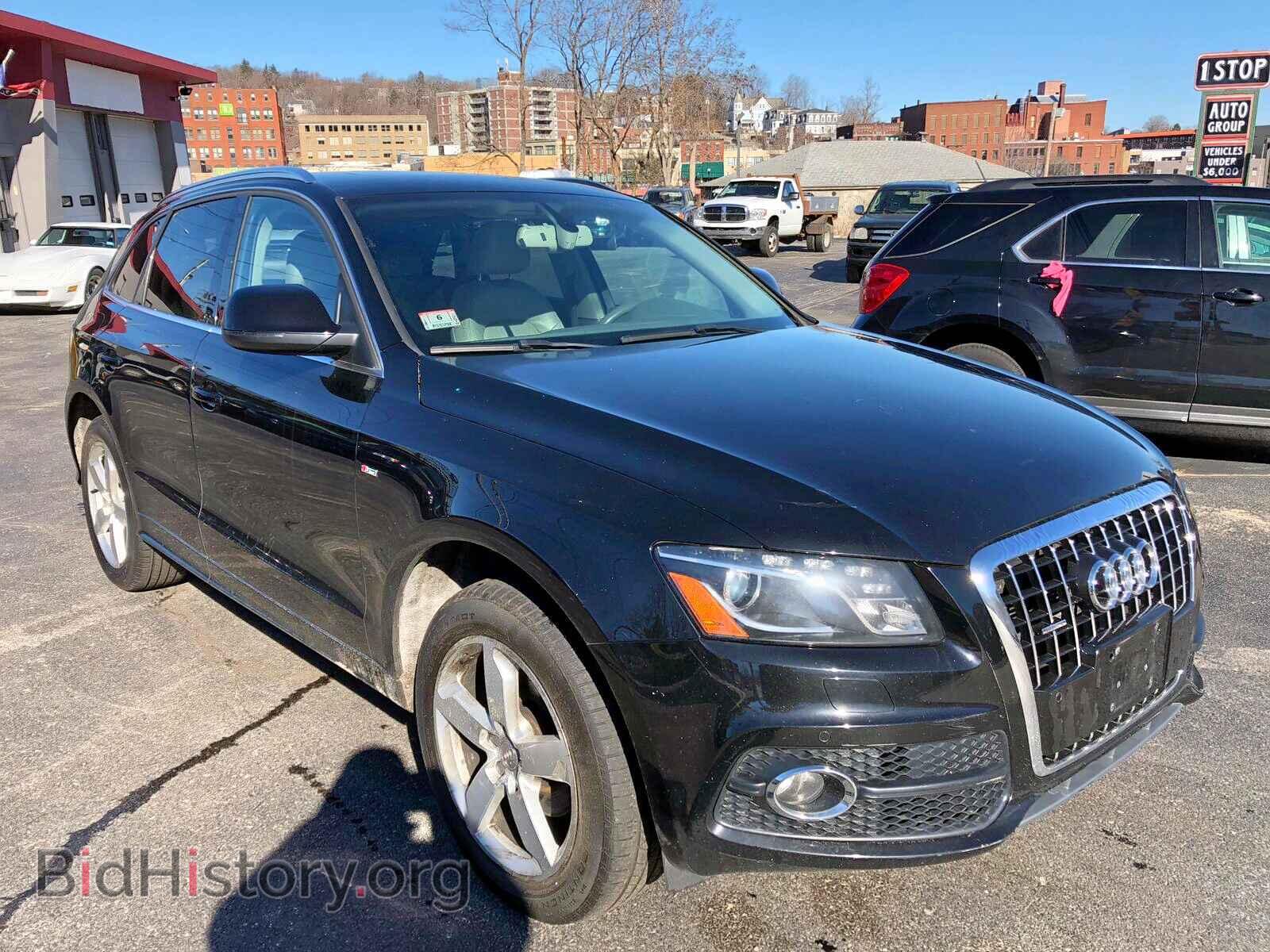Фотография WA1DKAFP6CA084002 - AUDI Q5 2012