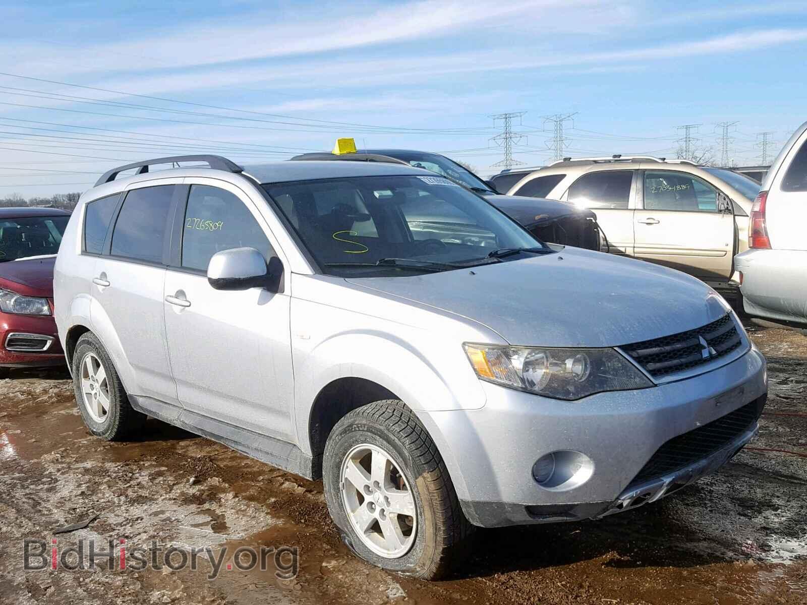 Photo  - MITSUBISHI OUTLANDER 2009