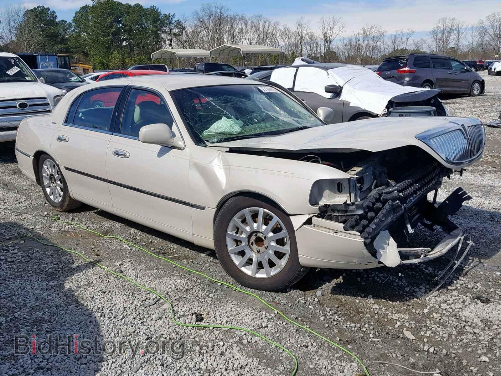 Photo 1LNHM81W66Y646609 - LINCOLN TOWNCAR 2006