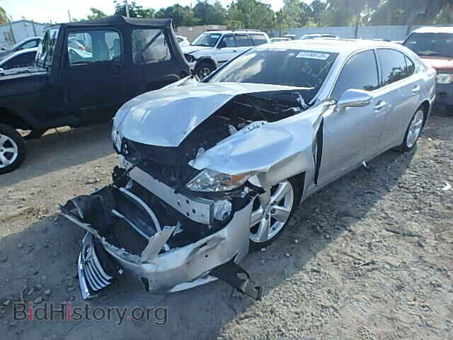 2012 LEXUS LS460 - VIN: JTHBL5EF8C5113422 - Photo 2