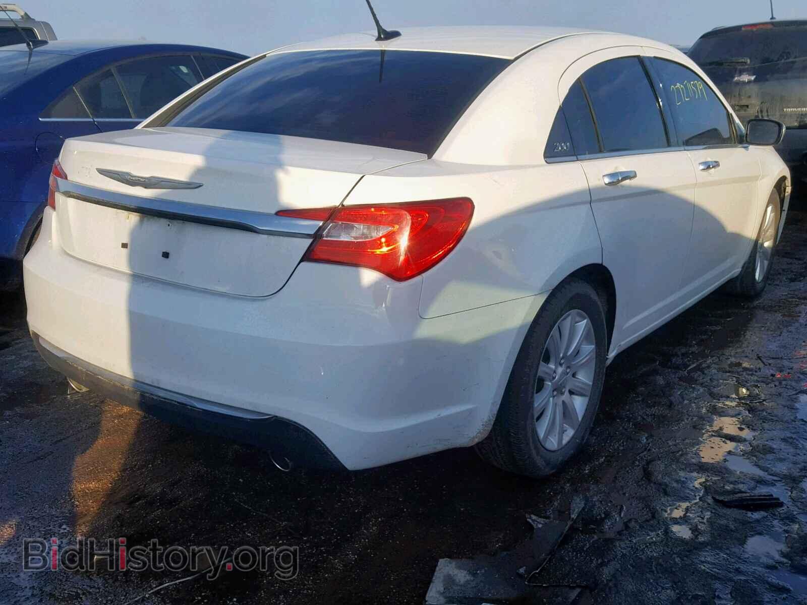 2013 CHRYSLER 200 - VIN: 1C3CCBCG8DN592981 - Photo 4
