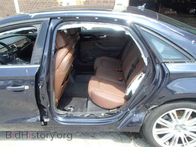 2013 AUDI A8 - VIN: WAURGAFD7DN027219 - Фото 9
