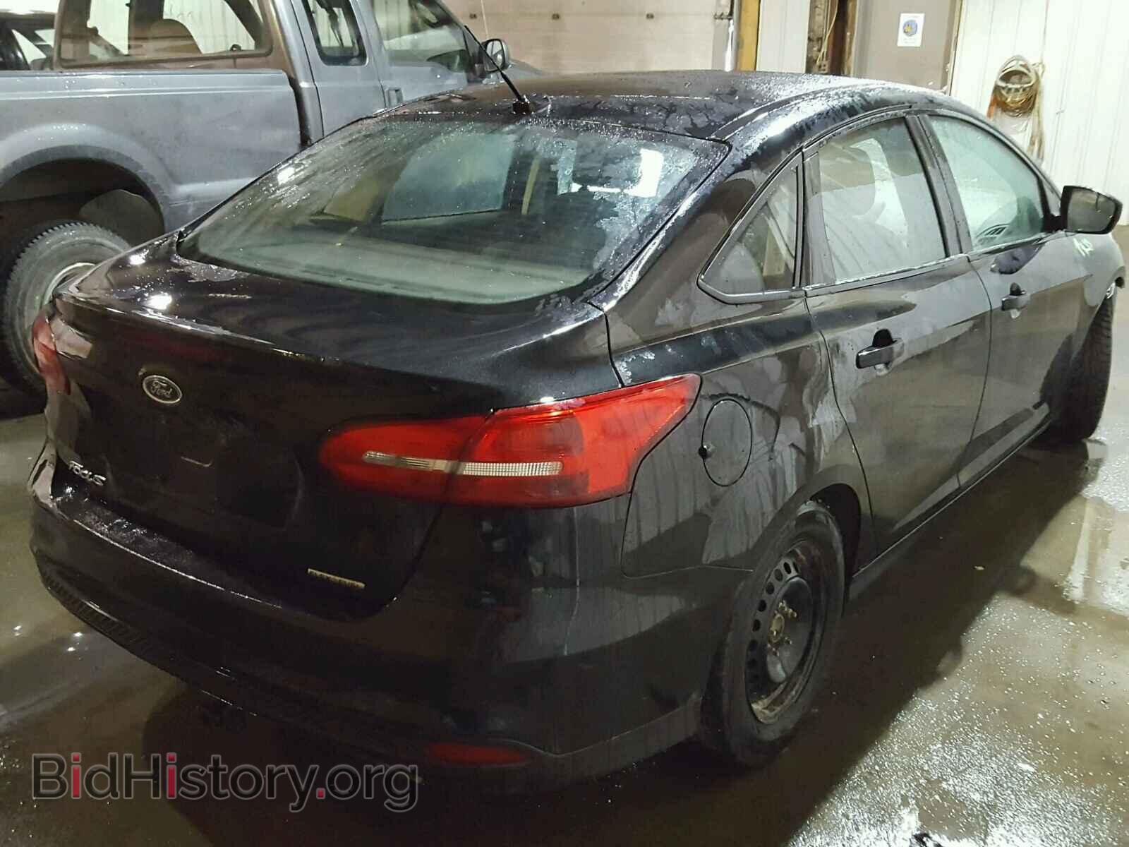 2015 FORD FOCUS - VIN: 1FADP3E27FL232875 - Photo 4